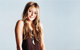 Holly Valance 28