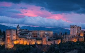 Hiszpania 028 Alhambra, Warowny zespol palacowy