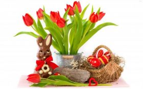 Wielkanoc 437 Zajaczek z czekolady, Tulipany, Wiaderko, Koszyczek, Pisanki