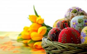 Wielkanoc 604 Koszyk, Pisanki, Tulipany