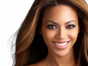 Beyonce Knowles 28