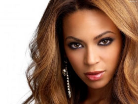 Beyonce Knowles 29