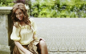 Beyonce Knowles 72