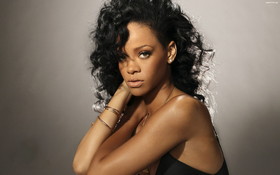 Rihanna 096