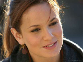 Sarah Wayne Callies 08