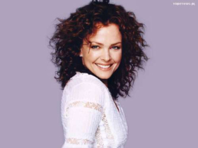 Dina Meyer 10