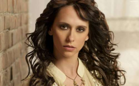 Jennifer Love Hewitt 38