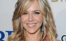 Julie Benz 18