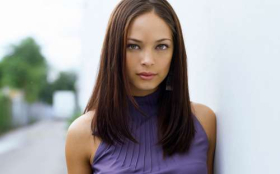 Kristin Kreuk 41