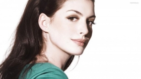 Anne Hathaway 65