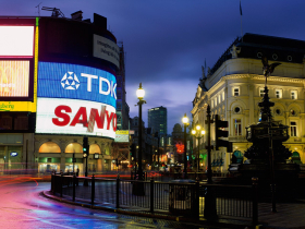 Piccadilly Circus, London, England - 1600x1200 - ID 41373 - PREMIUM