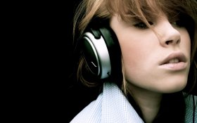 Muzyka 431 Kobieta, Sluchawki