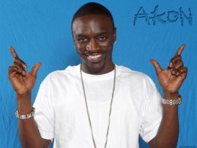 Akon 02
