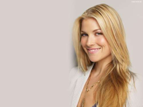 Ali Larter 04