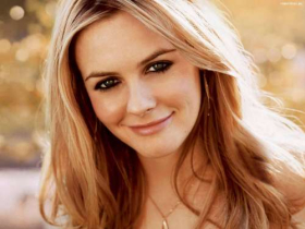 Alicia Silverstone 03