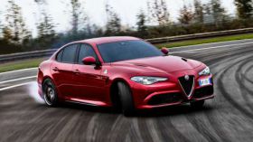 Alfa Romeo Giulia Quadrifoglio 027