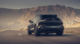 Aston Martin DBX 2020 006
