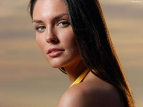 Taylor Cole 006