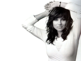 Tiffani Amber Thiessen 014