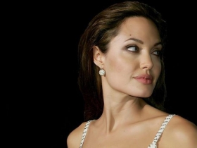 Angelina Jolie 142