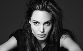 Angelina Jolie 192
