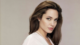 Angelina Jolie 196