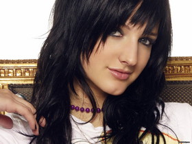 Ashlee Simpson 013