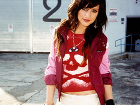 Ashlee Simpson 032