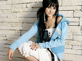 Ashlee Simpson 046