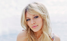 Hilary Duff 200