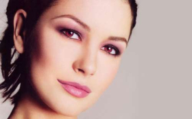 Catherine Zeta Jones 16