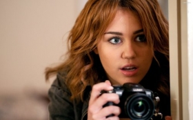 Miley Cyrus 065 Aparat Fotograficzny