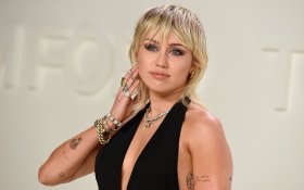 Miley Cyrus 109 2020