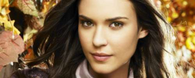 Kobieta Panorama Dual Screen 041 2560x1024, Odette Annable