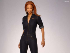 Tyra Banks 037