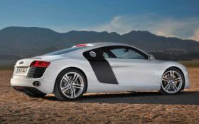 Audi R8 1920x1200 043