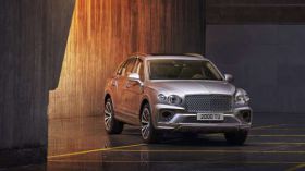 2021 Bentley Bentayga 009