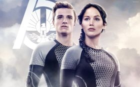 Igrzyska smierci - W pierscieniu ognia 033 Peeta, Katniss