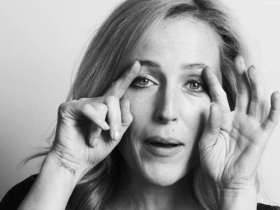 Gillian Anderson 13