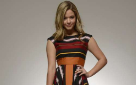 Sasha Pieterse 012