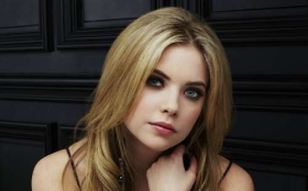 Ashley Benson 003