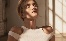 Rosie Huntington-Whiteley 032 Madame Figaro 2020