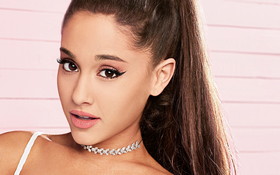 Ariana Grande 068