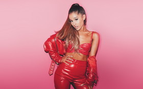 Ariana Grande 099