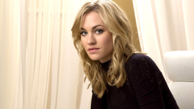 Yvonne Strahovski 007